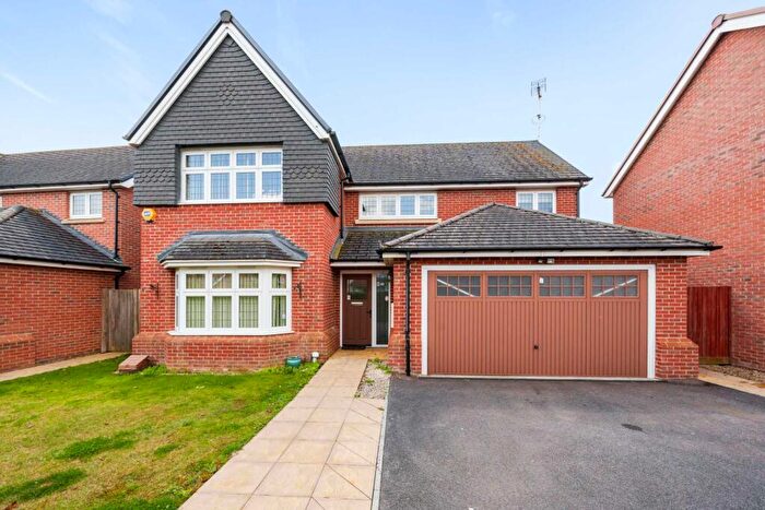 4 Bedroom Detached House To Rent In Bunting Lane, Jennett`s Park, RG12