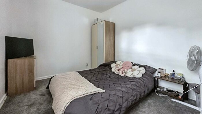 1 Bedroom Flat To Rent In Morden Walk, Bristol, BS14