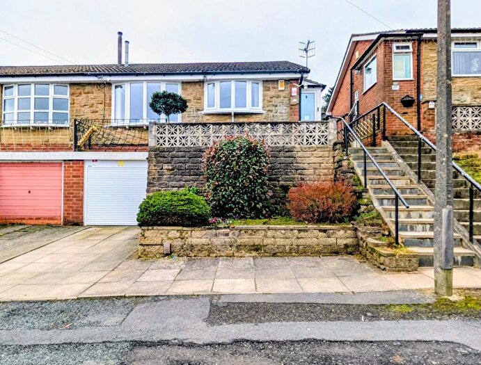 2 Bedroom Semi-Detached Bungalow For Sale In Frensham Grove, Bradford, BD7