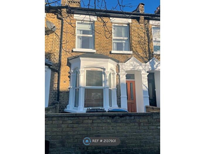 4 Bedroom Terraced House To Rent In London, London, E11