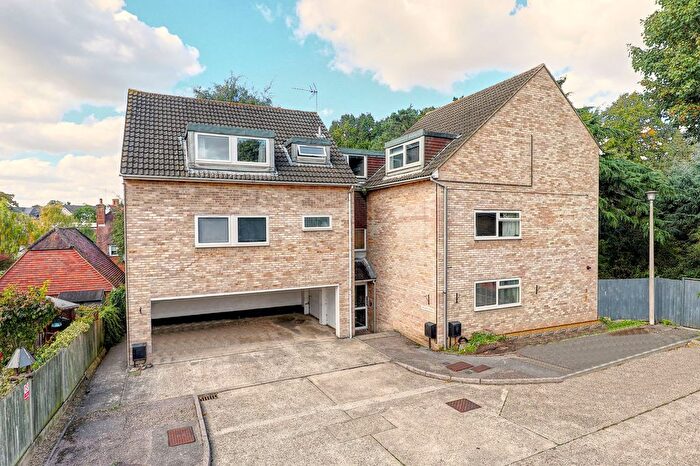2 Bedroom Flat For Sale In Bourne Close, Ware, SG12