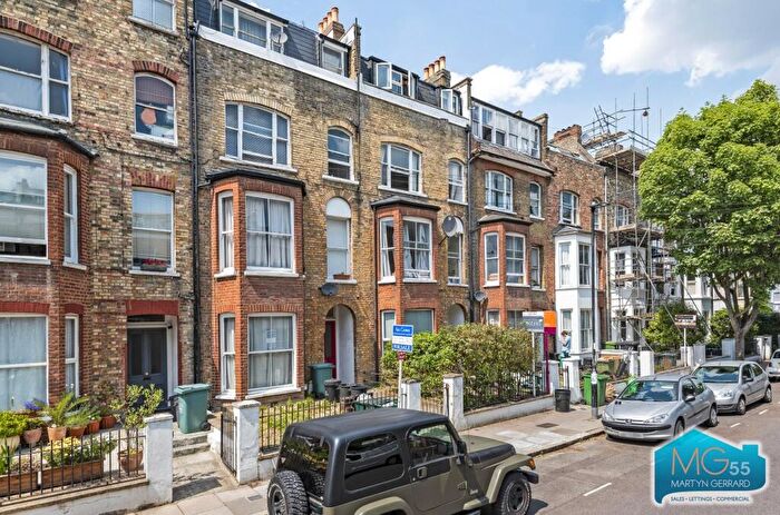 2 Bedroom Apartment To Rent In Marlborough Road, Upper Holloway, London, N19