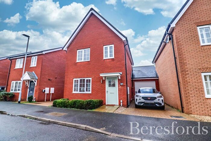 3 Bedroom Detached House For Sale In Crozier Drive, Cressing, CM77