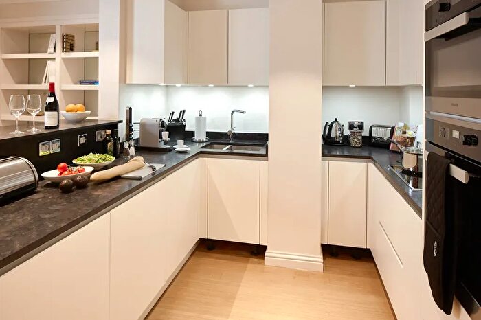 1 Bedroom Flat To Rent In Ennismore Gardens, London, SW7