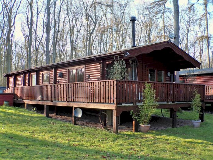 3 Bedroom Bungalow For Sale In Kenwick, Louth, LN11