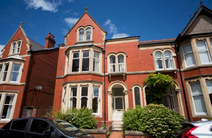 2 Bedroom Flat To Rent In Ground Floor Flat Westville Road, Penylan, Cardiff, CF23