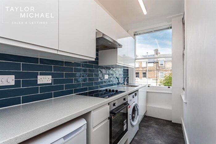 Studio To Rent In Sackville Road, Hove, BN3