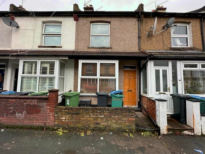 3 Bedroom Terraced House To Rent In Cecil Street, Watford, WD24