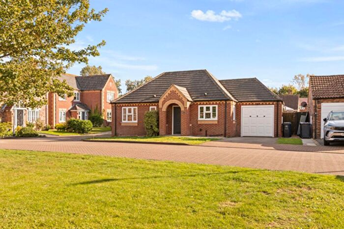 2 Bedroom Bungalow For Sale In Olde Farm Court, South Kelsey, Lincolnshire, LN7