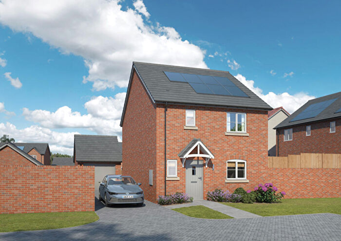 3 Bedroom Detached House For Sale In Twyning Gardens, Twyning, GL20
