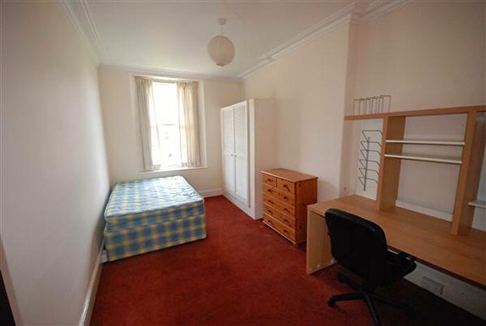 8 Bedroom Terraced House To Rent In Hughendon Road, BS8