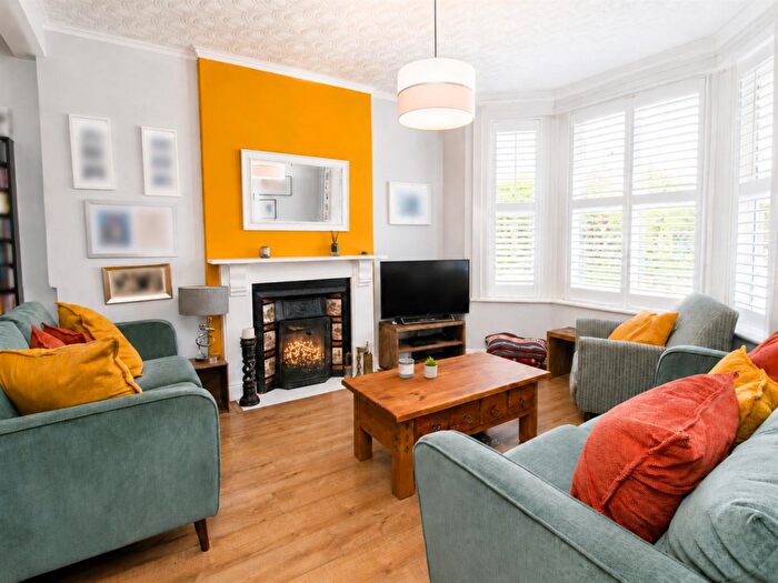 3 Bedroom House For Sale In Tate Road, Sutton, SM1