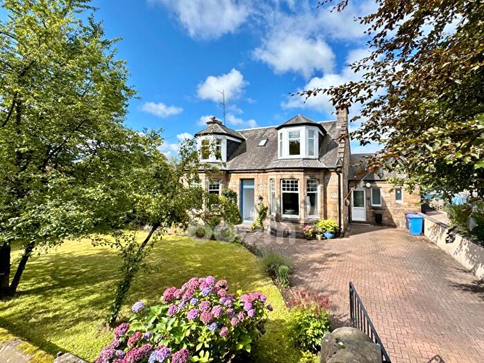 3 Bedroom Detached House For Sale In Dalry Road, Beith, KA15
