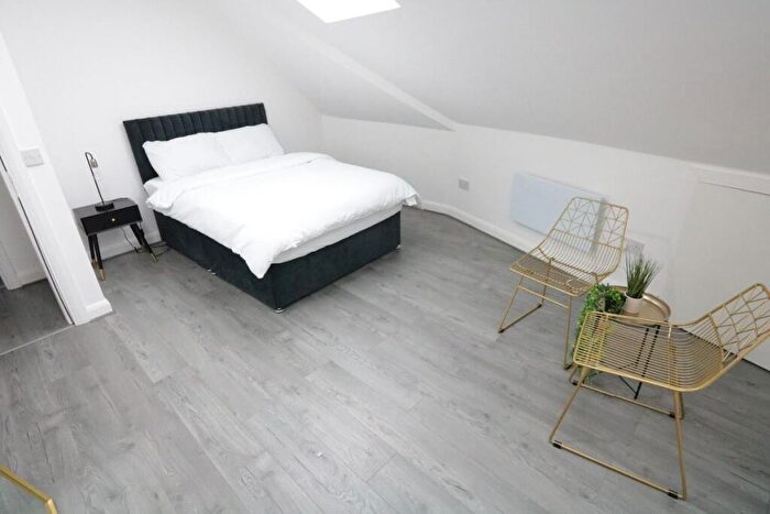 2 Bedroom Flat To Rent In Barlow Moor Road, Chorlton, M21
