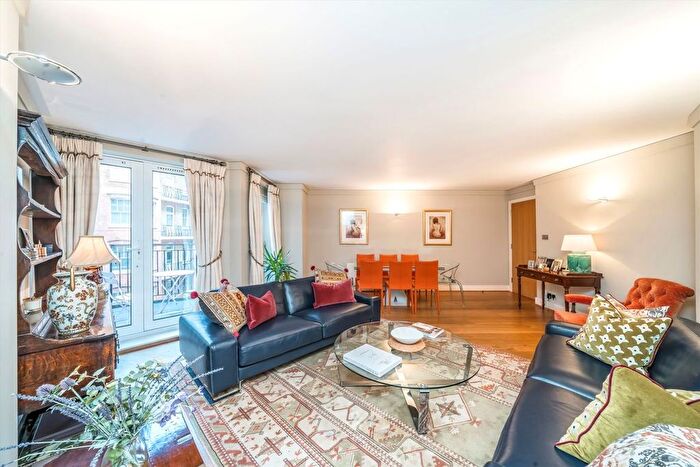 2 Bedroom Flat To Rent In Victoria Street, Westminster, SW1H
