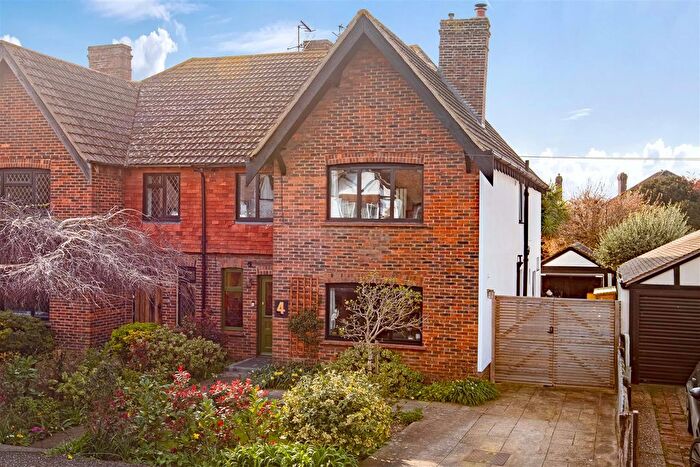 4 Bedroom Semi-Detached House For Sale In Lansdowne Close, Worthing, BN11