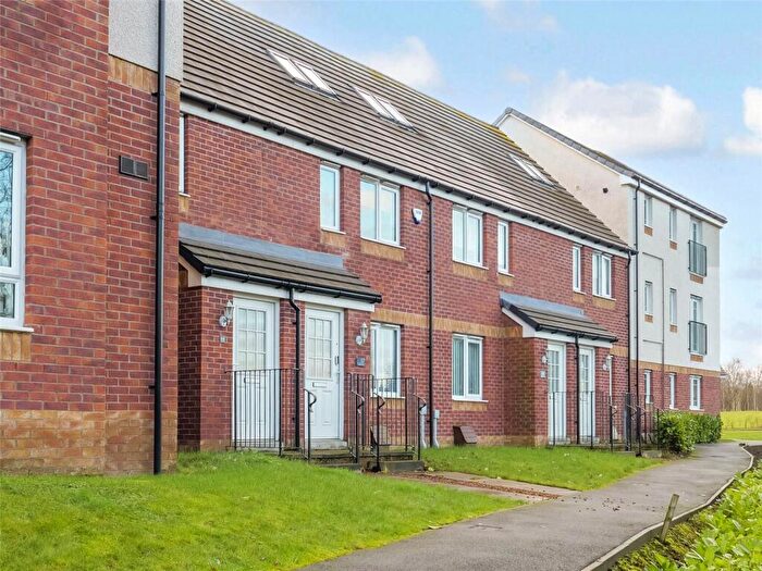 3 Bedroom Terraced House For Sale In Premium Gate, Glasgow, G43