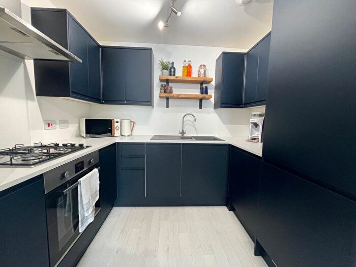 2 Bedroom Flat To Rent In Reid Crescent, Hellingly, Hailsham, BN27