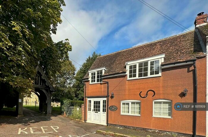 3 Bedroom End Of Terrace House To Rent In Church Street, Leighton Buzzard, LU7