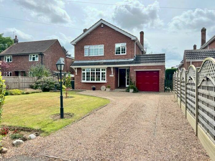 3 Bedroom Detached House For Sale In Station Road, Legbourne, LN11