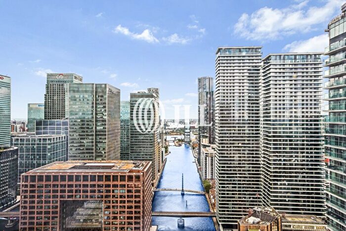 Studio To Rent In Marsh Wall, London, E14 - Photo 2