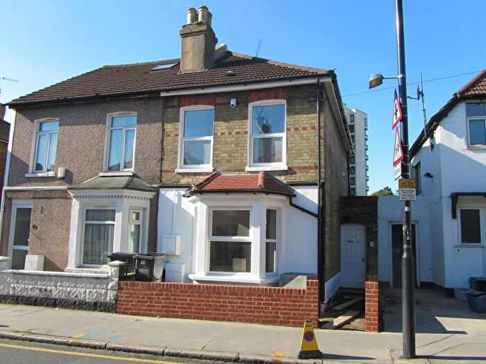 1 Bedroom Maisonette To Rent In Southbridge Road, Croydon, CR0