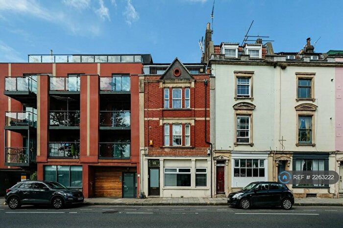 1 Bedroom Flat To Rent In Hotwell Road, Bristol, BS8