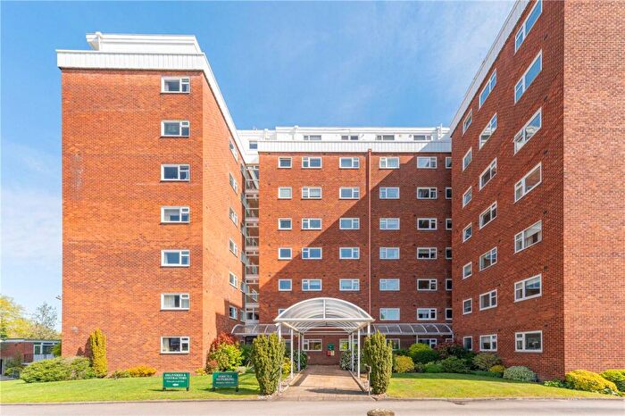 2 Bedroom Apartment For Sale In Avenue Road, Leamington Spa, Warwickshire, CV31