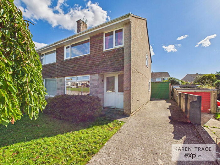 3 Bedroom Semi-Detached House For Sale In St Marys Road, Biscovey, PL24
