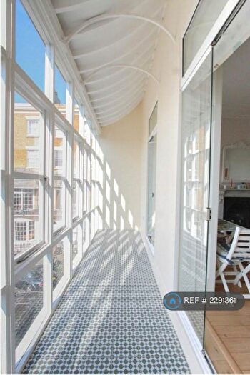 1 Bedroom Flat To Rent In Marine Square, Brighton, BN2