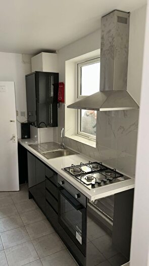 4 Bedroom Terraced House To Rent In Winter Avenue, London, E6
