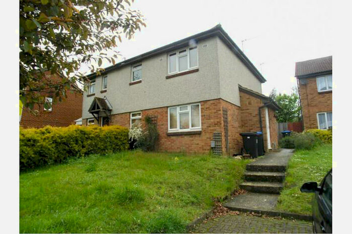 1 Bedroom End Of Terrace House To Rent In Wych Hill Park, Hook Heath, Woking, GU22