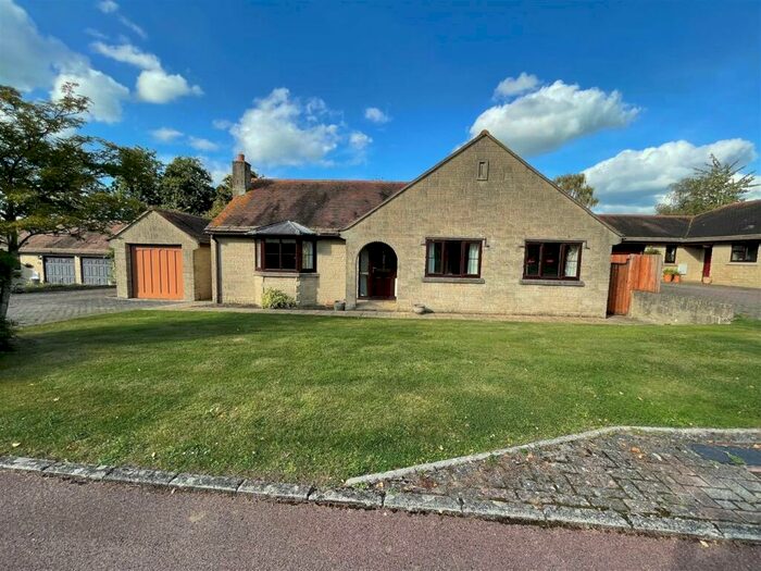 3 Bedroom Bungalow For Sale In Dinhay, Marnhull, Sturminster Newton, DT10