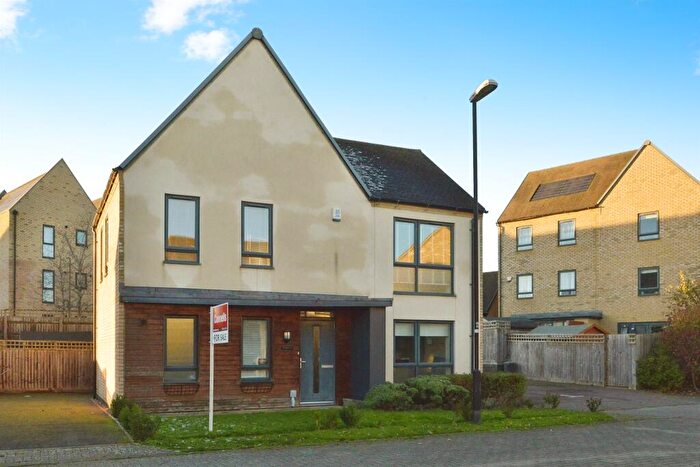 3 Bedroom Detached House For Sale In Fitzgerald Grove, Tattenhoe Park, Milton Keynes, MK4