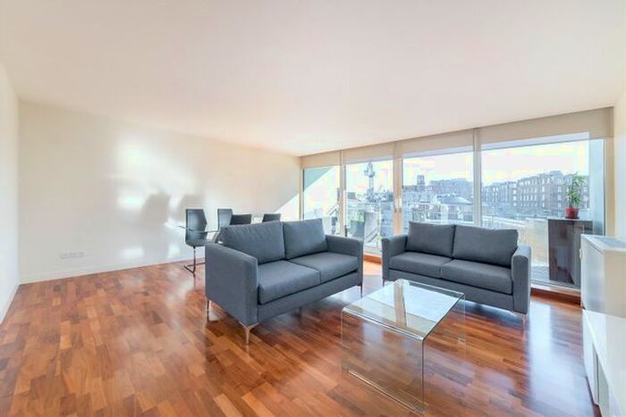 2 Bedroom Flat To Rent In The View, Palace Street, Westminster, London, SW1E