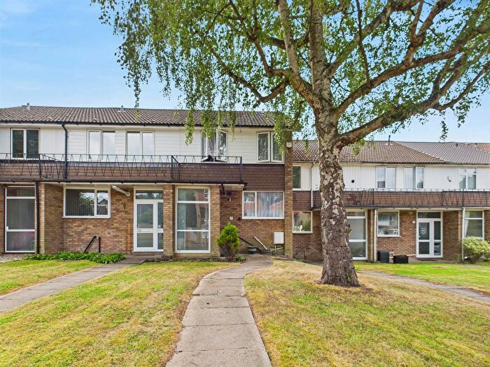 2 Bedroom Terraced House For Sale In Milton Road, Ickenham, Uxbridge, UB10