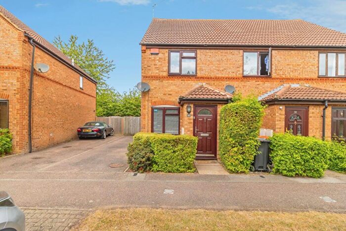 2 Bedroom Semi-Detached House For Sale In Isaacson Drive, Wavendon Gate, Milton Keynes, Buckinghamshire, MK7