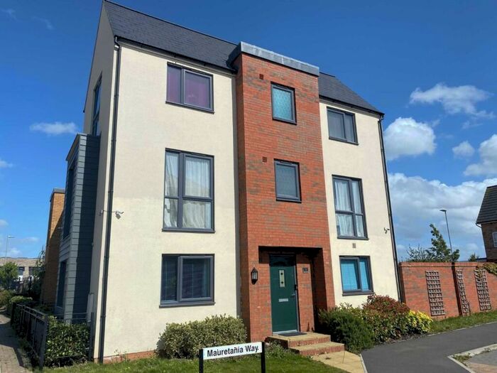 4 Bedroom Semi-Detached House To Rent In Mauretania Way, Brooklands, Milton Keynes, MK10