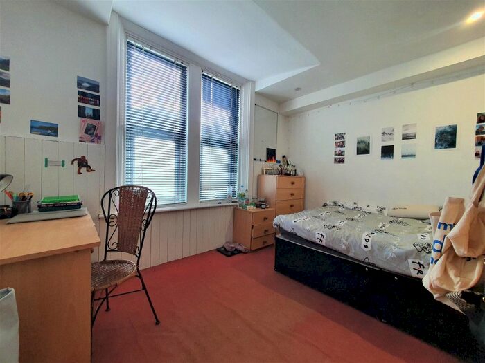 2 Bedroom Flat To Rent In Malcolm Street, Heaton, Newcastle Upon Tyne NE6