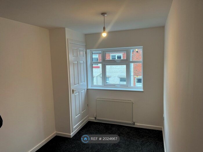 2 Bedroom Flat To Rent In St. Barnabas Road, Middlesbrough, TS5
