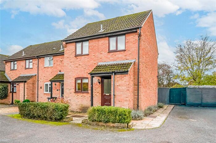 2 Bedroom Terraced House For Sale In Westfield Way, Newbury, Berkshire, RG14