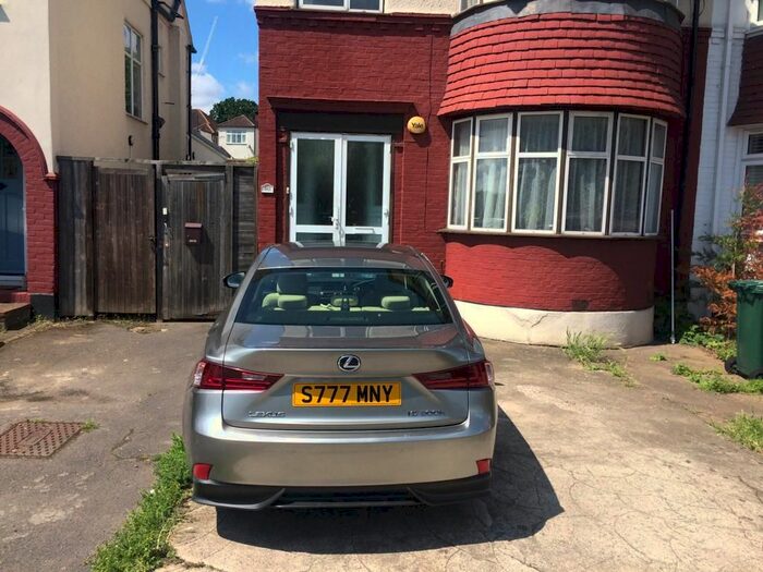 3 Bedroom Semi-Detached House To Rent In Great North Way, London, NW4