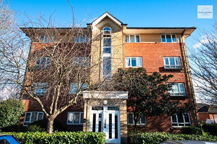 1 Bedroom Flat For Sale In Pentland Close, London, N9