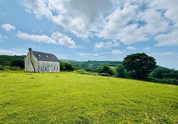 6 Bedroom Detached House For Sale In Cimla, Neath, SA11