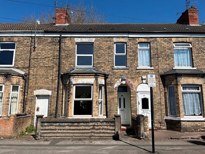 4 Bedroom Terraced House For Sale In Kings Bench Street, Hull, HU3