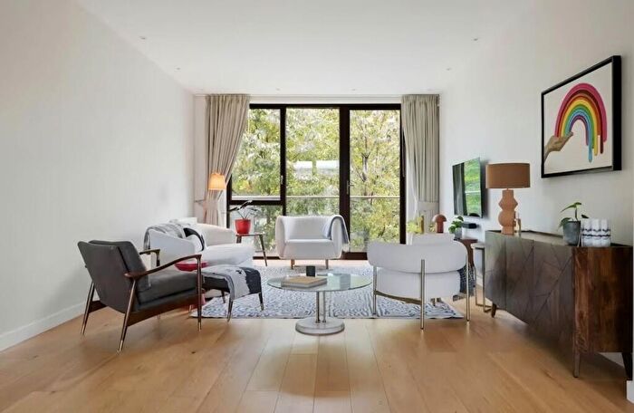 2 Bedroom Apartment For Sale In Cabanel Place, SE11