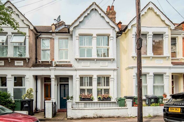 5 Bedroom Terraced House To Rent In Cromwell Road, Walthamstow, E17