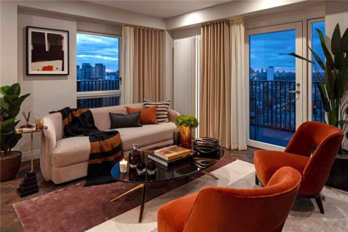 3 Bedroom Flat For Sale In Queens Cross - Royal Eden Docks, Royal Docks, E16