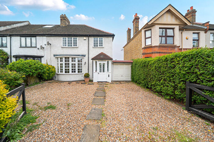 4 Bedroom End Of Terrace House For Sale In Westmount Road, London, SE9