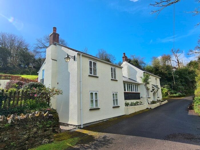 4 Bedroom Detached House For Sale In Polmassick, St Austell, PL26